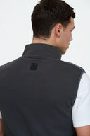 Helme Hybrid Gilet Charcoal
